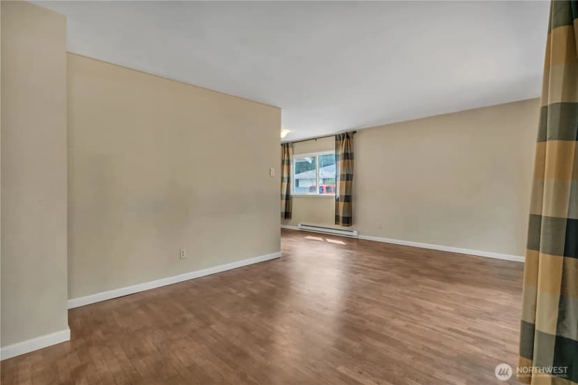 Property photo for 4613 S 125th Street Se, Tukwila photo 22