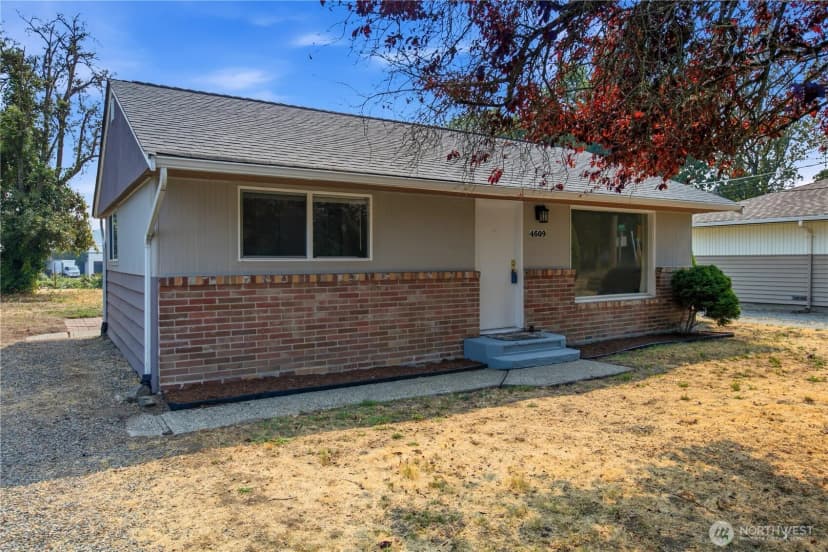 Property photo for 4613 S 125th Street Se, Tukwila photo 21