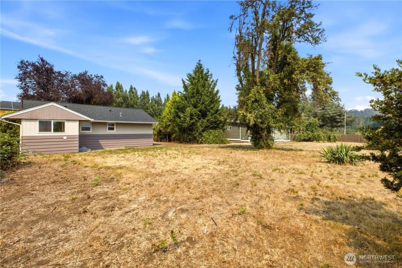 Property photo for 4613 S 125th Street Se, Tukwila photo 35