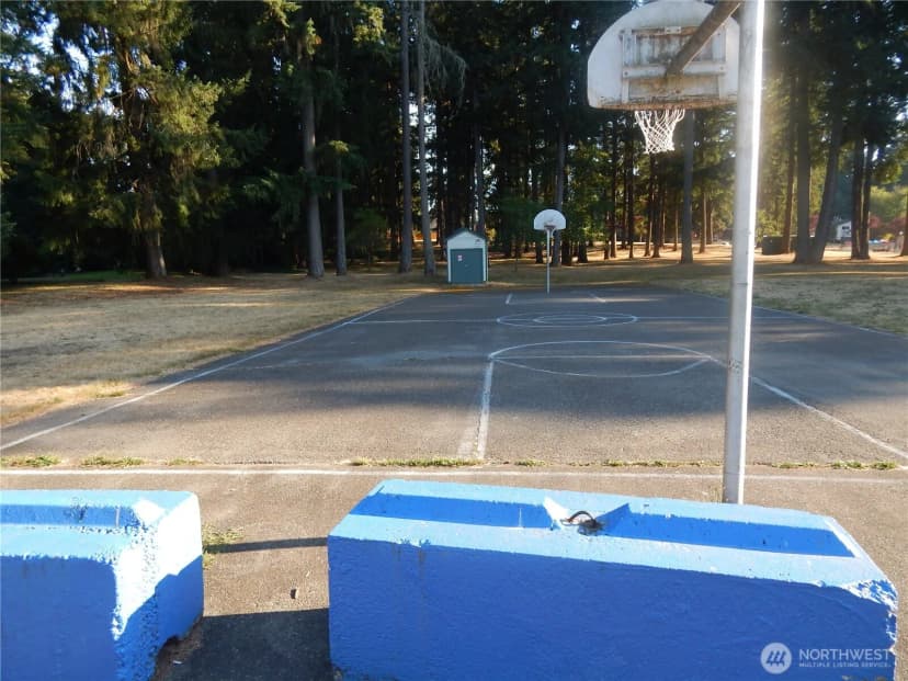 Property photo for 522 Penguin Court Se, Lacey photo 29