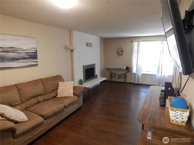 Property photo for 522 Penguin Court Se, Lacey photo 3