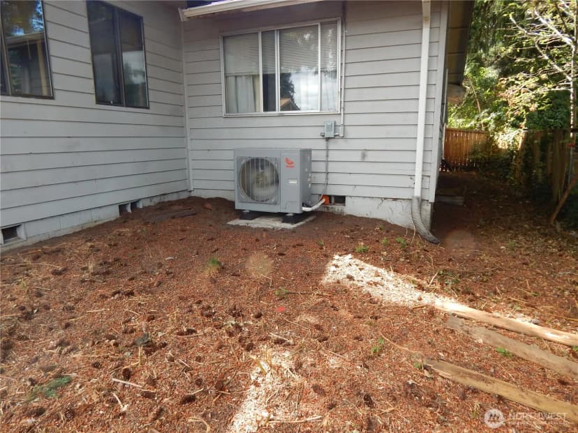 Property photo for 522 Penguin Court Se, Lacey photo 28