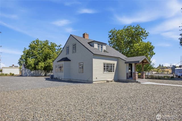 Property photo for 123 2nd Avenue Sw, Ephrata photo 3