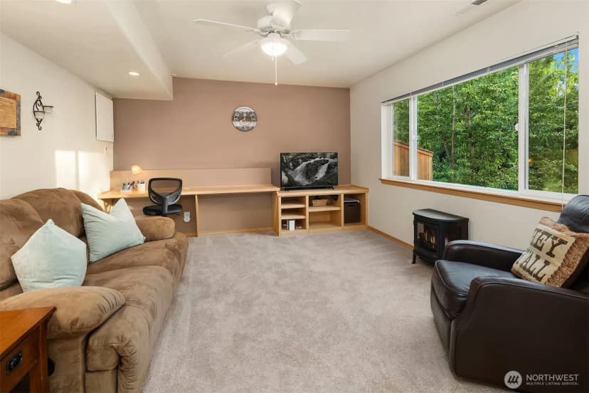 Property photo for 24 79th Drive Se, Lake Stevens photo 24