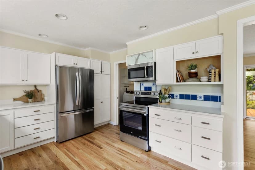 Property photo for 98346 Jefferson Point Road Ne, Kingston photo 17