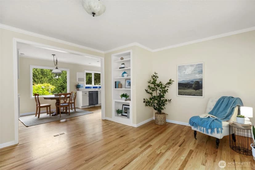 Property photo for 98346 Jefferson Point Road Ne, Kingston photo 13