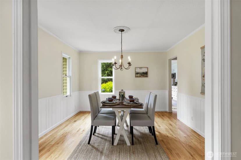 Property photo for 98346 Jefferson Point Road Ne, Kingston photo 8