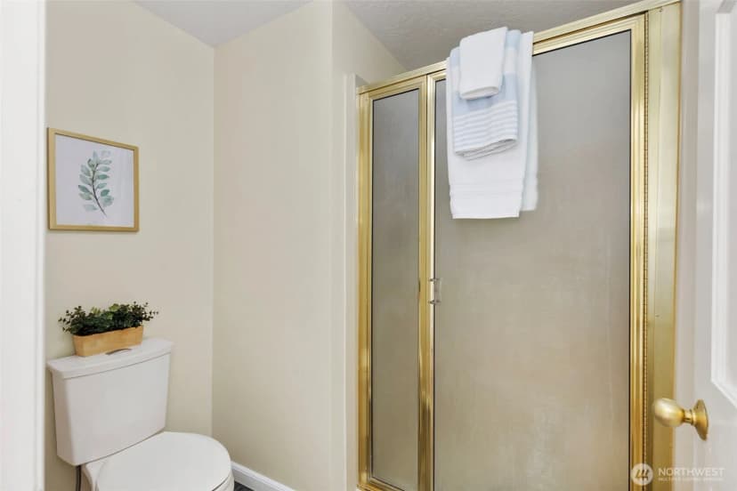 Property photo for 98346 Jefferson Point Road Ne, Kingston photo 25