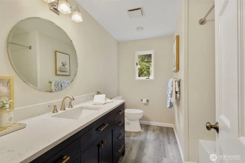 Property photo for 98346 Jefferson Point Road Ne, Kingston photo 27
