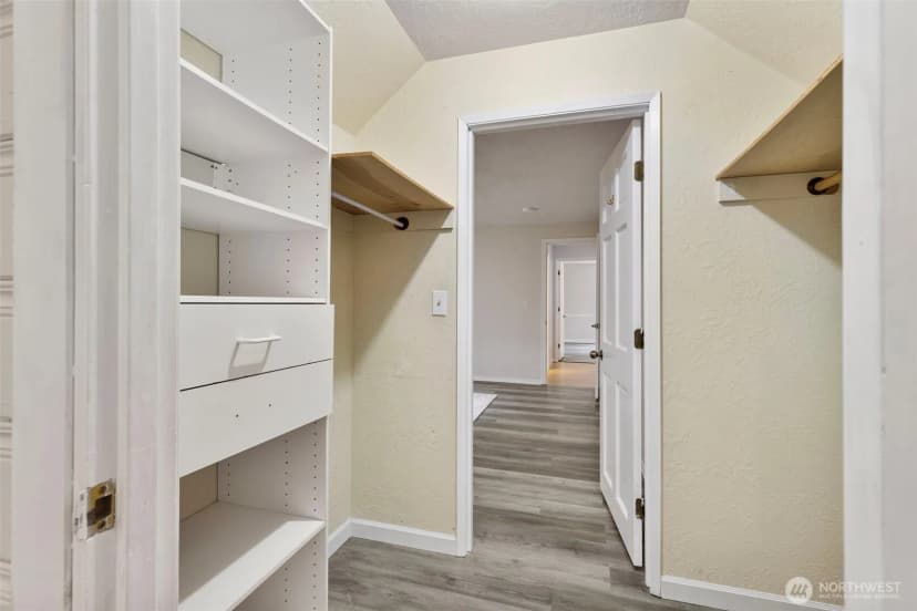 Property photo for 98346 Jefferson Point Road Ne, Kingston photo 30