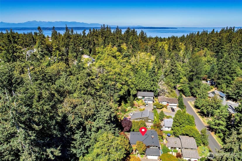 Property photo for 21220 Shell Valley Road, Edmonds photo 25