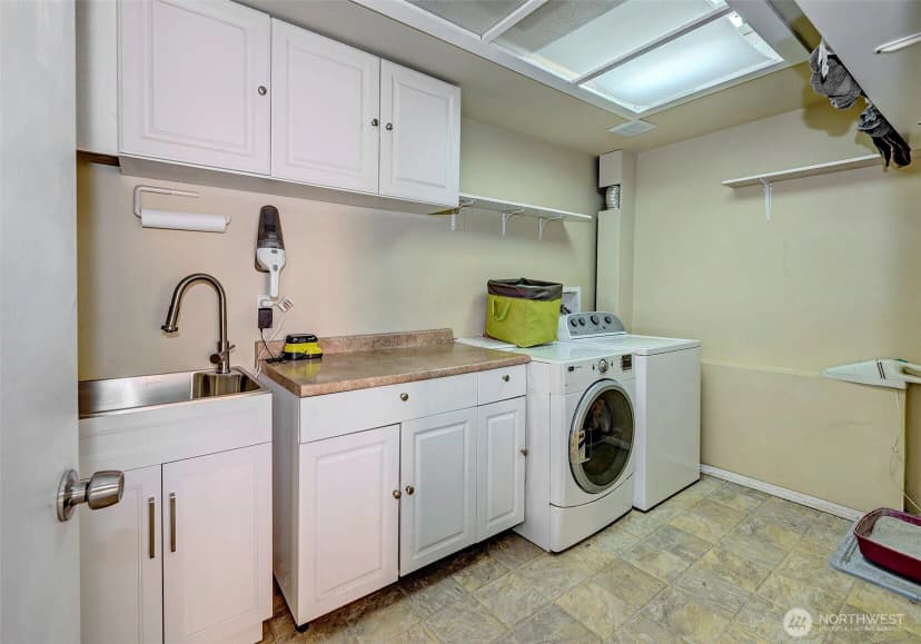Property photo for 21220 Shell Valley Road, Edmonds photo 20