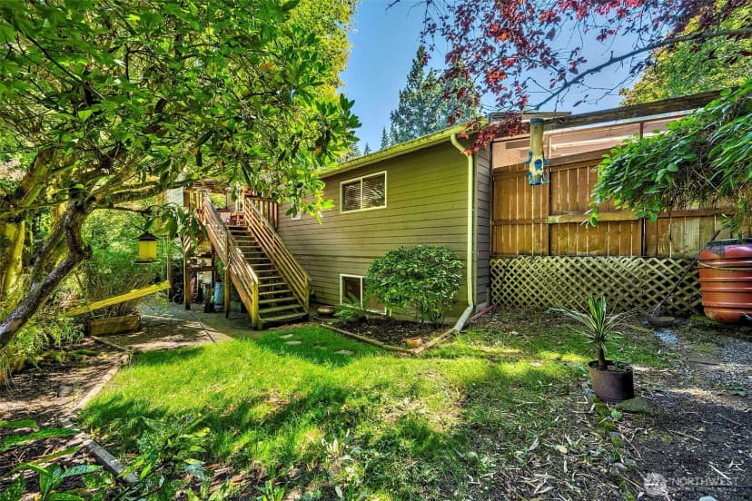 Property photo for 21220 Shell Valley Road, Edmonds photo 23