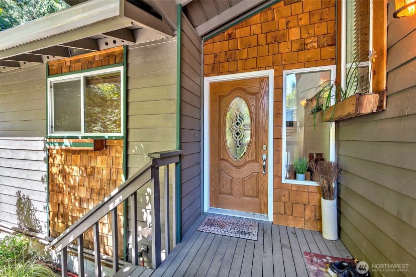 Property photo for 21220 Shell Valley Road, Edmonds photo 2