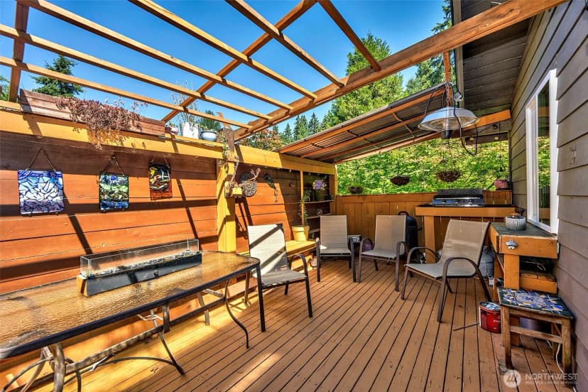 Property photo for 21220 Shell Valley Road, Edmonds photo 6