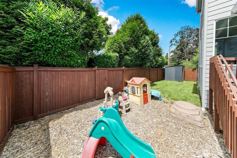 Property photo for 18014 81st Lane Ne, Kenmore photo 15
