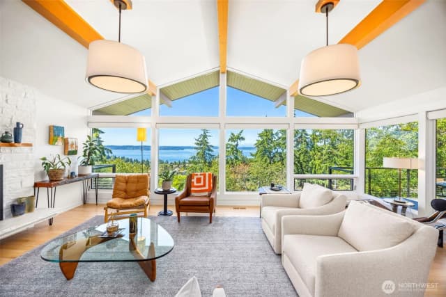 Property photo for 8803 38th Avenue Sw, Seattle
