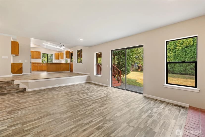 Property photo for 703 Salmon Run Street, Sultan photo 8