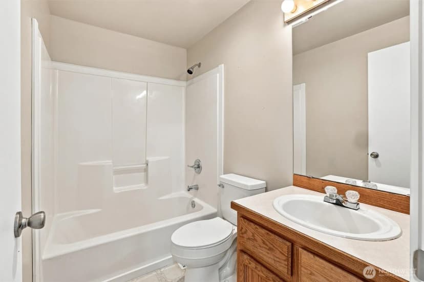 Property photo for 703 Salmon Run Street, Sultan photo 19
