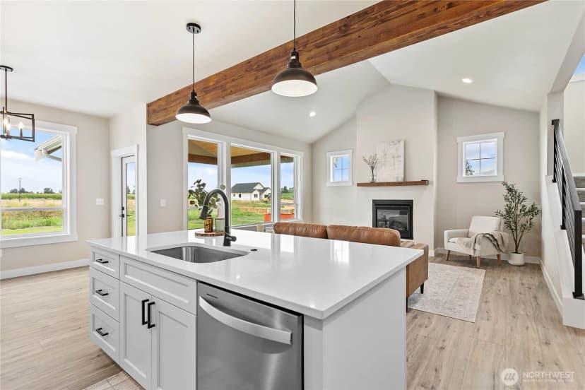 Property photo for 312 W 3rd Street, Everson photo 5