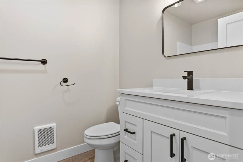 Property photo for 312 W 3rd Street, Everson photo 18