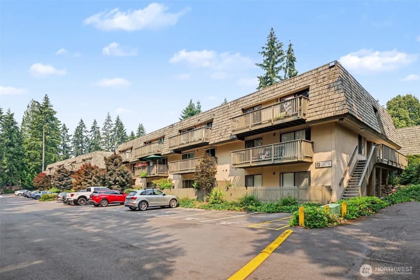 Property photo for 1420 153rd Ave Ne #3702, Bellevue photo 20