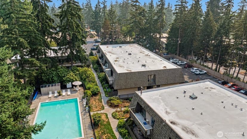 Property photo for 1420 153rd Ave Ne #3702, Bellevue photo 23