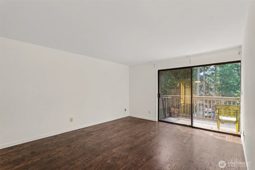 Property photo for 1420 153rd Ave Ne #3702, Bellevue photo 12