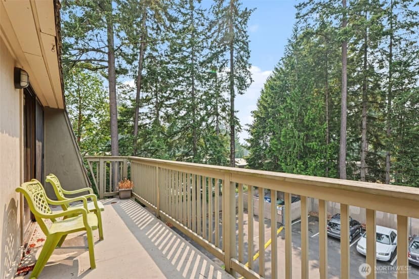 Property photo for 1420 153rd Ave Ne #3702, Bellevue photo 18