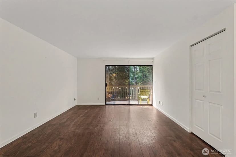 Property photo for 1420 153rd Ave Ne #3702, Bellevue photo 14