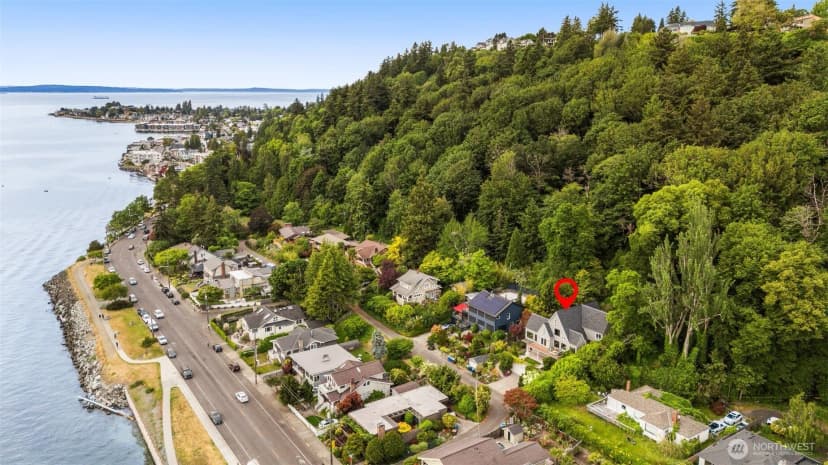Property photo for 4622 57th Avenue Sw, Seattle photo 32