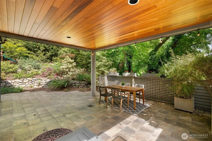 Property photo for 4622 57th Avenue Sw, Seattle photo 11