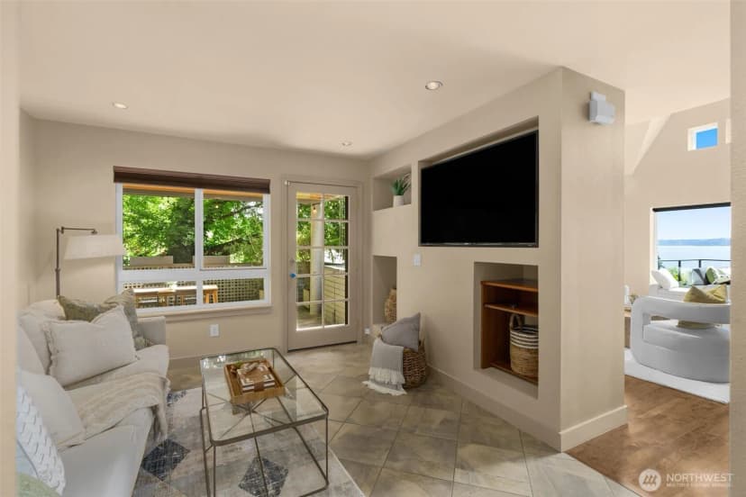 Property photo for 4622 57th Avenue Sw, Seattle photo 19