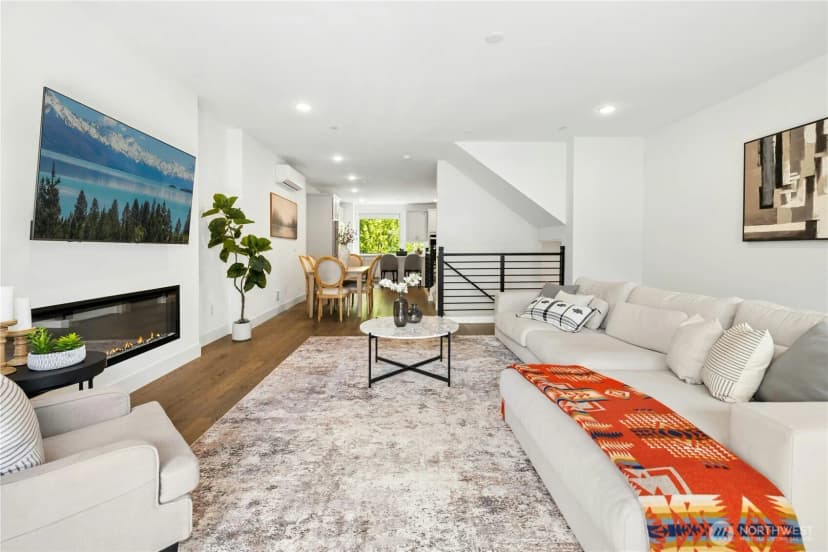 Property photo for 168 Whispering Lane Nw, Bainbridge Island photo 10