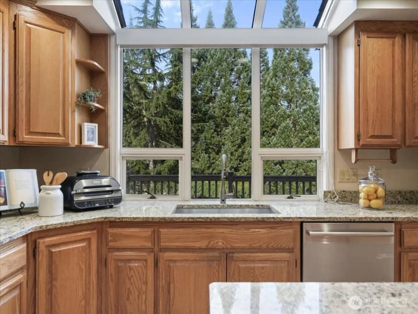 Property photo for 14823 164th Place Ne, Woodinville photo 9