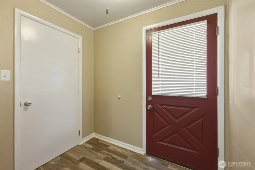 Property photo for 1120 3rd Street, Cosmopolis photo 36