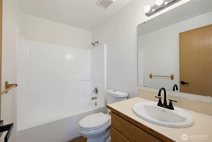 Property photo for 15012 2nd Avenue E, Tacoma photo 21