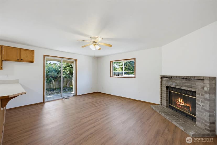 Property photo for 15012 2nd Avenue E, Tacoma photo 13