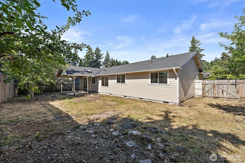 Property photo for 15012 2nd Avenue E, Tacoma photo 22