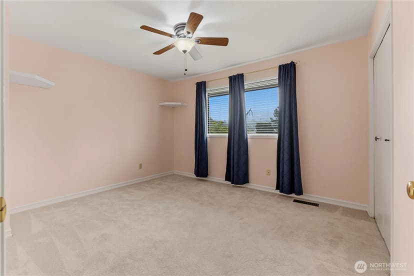 Property photo for 1690 Eastmont Avenue, East Wenatchee photo 19