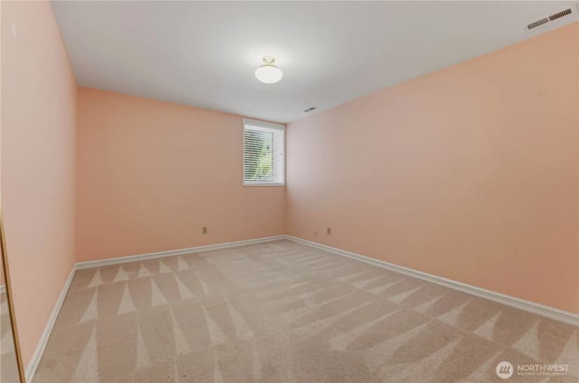 Property photo for 1690 Eastmont Avenue, East Wenatchee photo 15