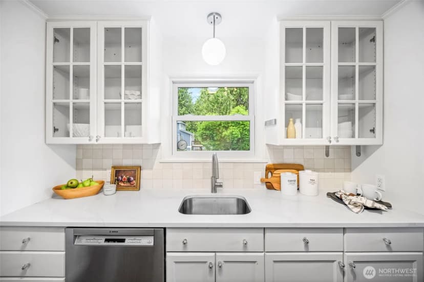 Property photo for 4908 S Snoqualmie Street, Seattle photo 13