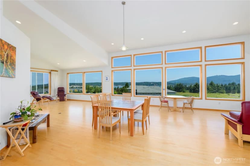Property photo for 160 Mariners View Court, Sequim photo 6