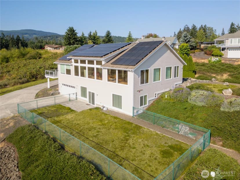 Property photo for 160 Mariners View Court, Sequim