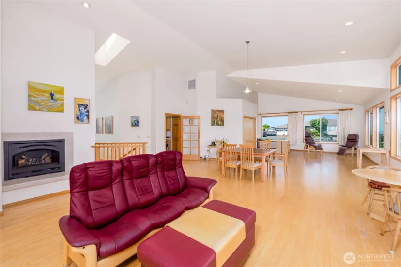Property photo for 160 Mariners View Court, Sequim photo 10