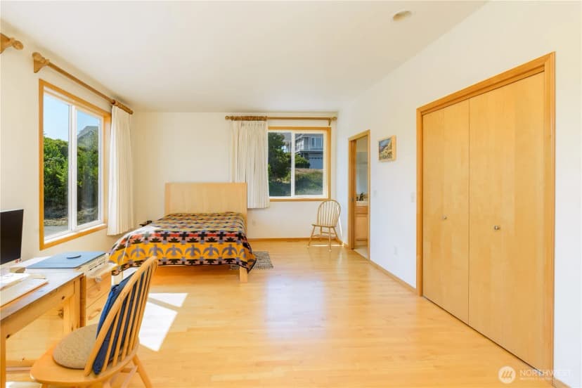 Property photo for 160 Mariners View Court, Sequim photo 27