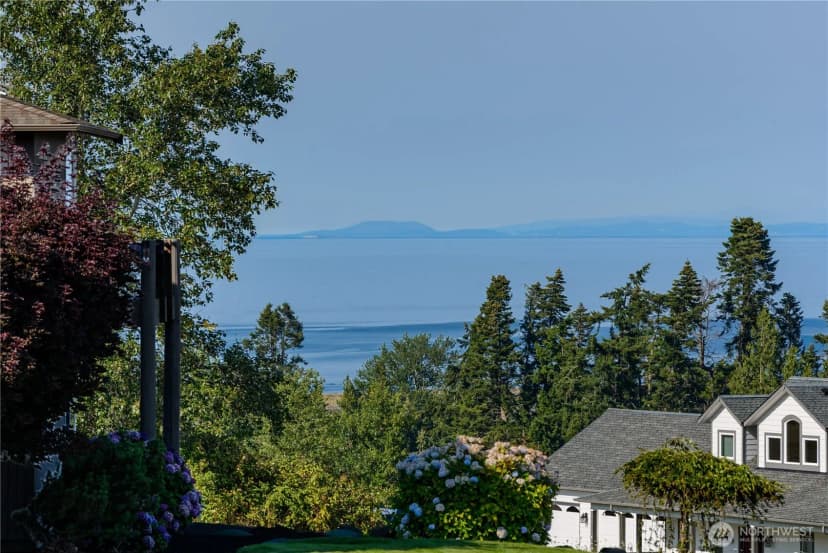 Property photo for 160 Mariners View Court, Sequim photo 13