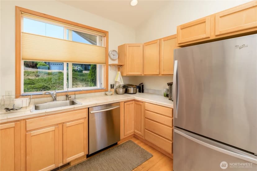 Property photo for 160 Mariners View Court, Sequim photo 18
