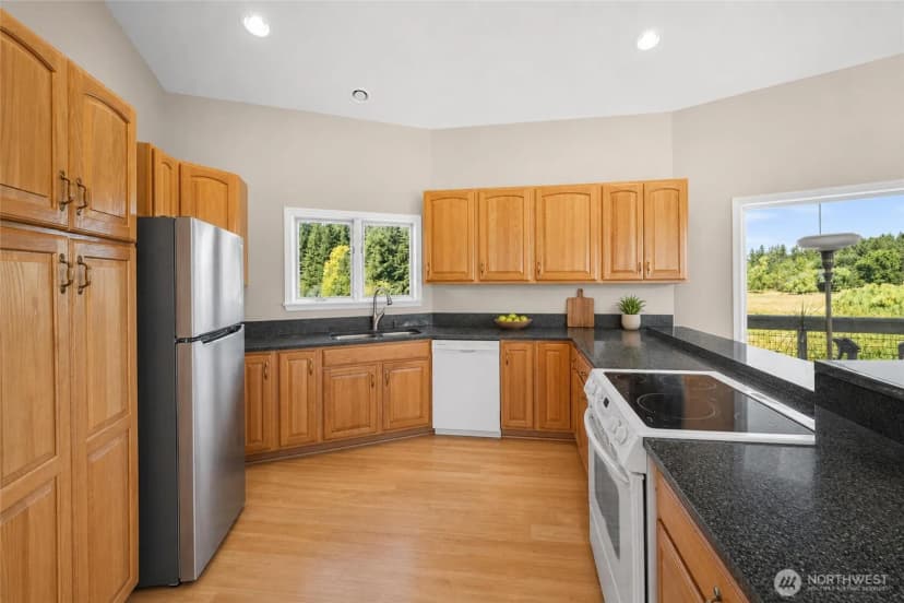 Property photo for 15810 143rd Avenue Se, Yelm photo 11