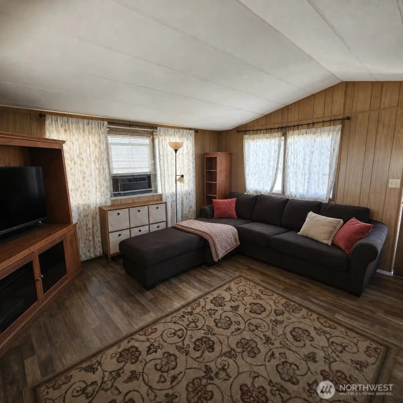 Property photo for 115 Walnut St Street, Coulee City photo 2